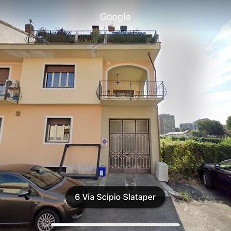 Una Pratica Mansardina Torino Exterior foto